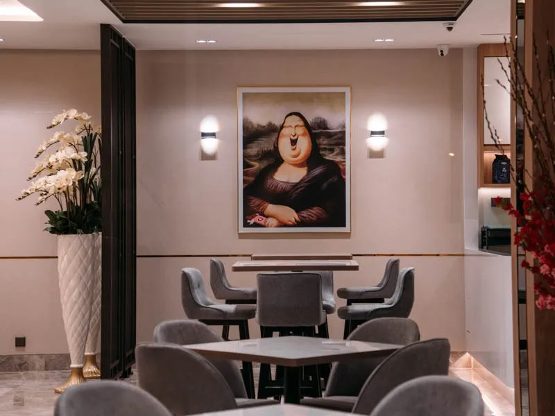 Hotel Dining
